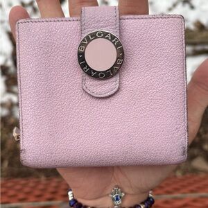 🌸 Authentic Bvlgari Colore Bifold Wallet – Pink Grained Leather 🌸 Vintage Baby💎